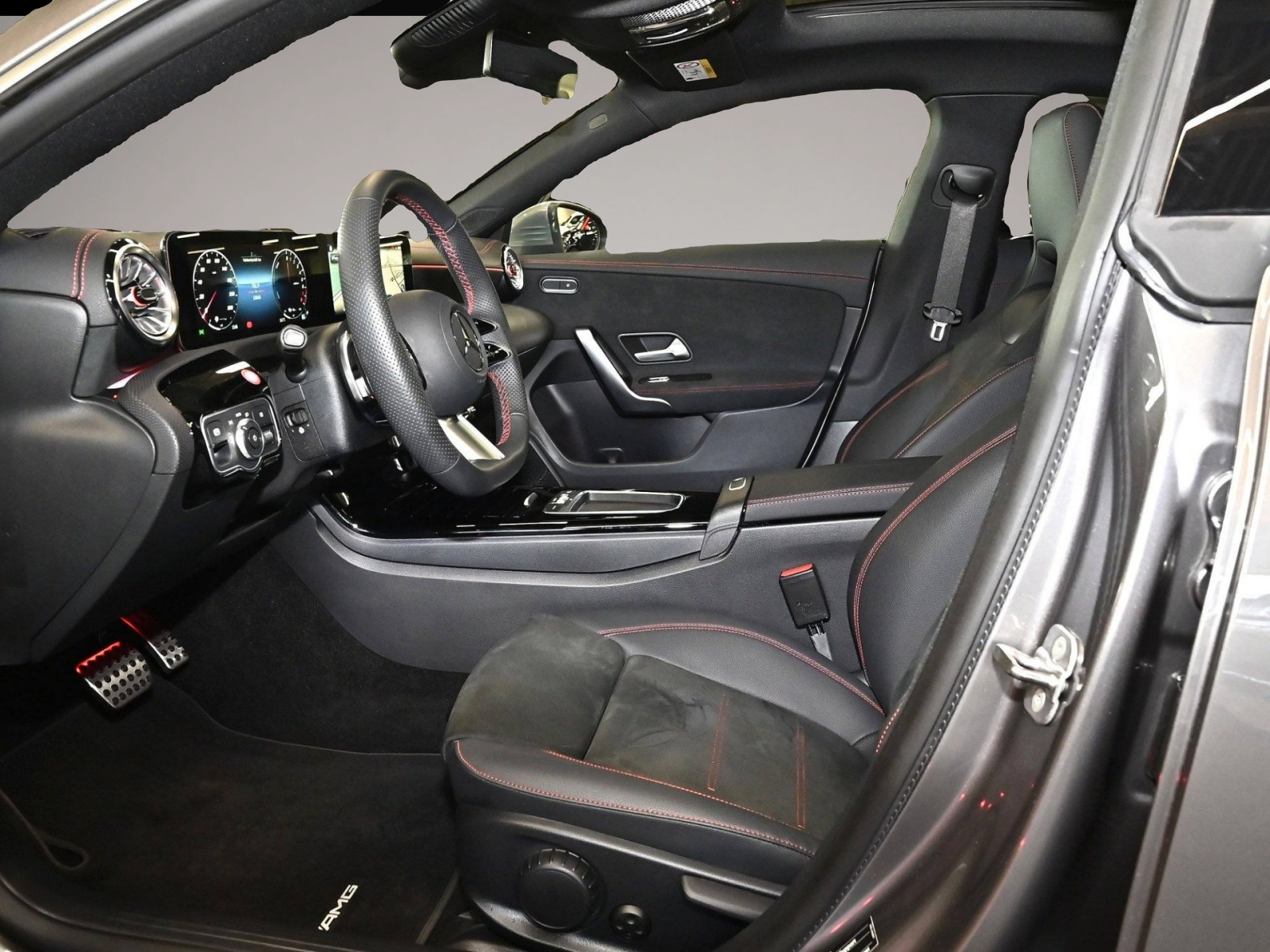 Bild 6 Mercedes-Benz CLA 250