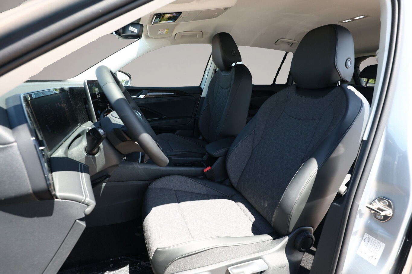 Bild 5 Volkswagen Tiguan DSG LED+ 5JGarantie IQ.DRIVE SHZ Keyl ACC