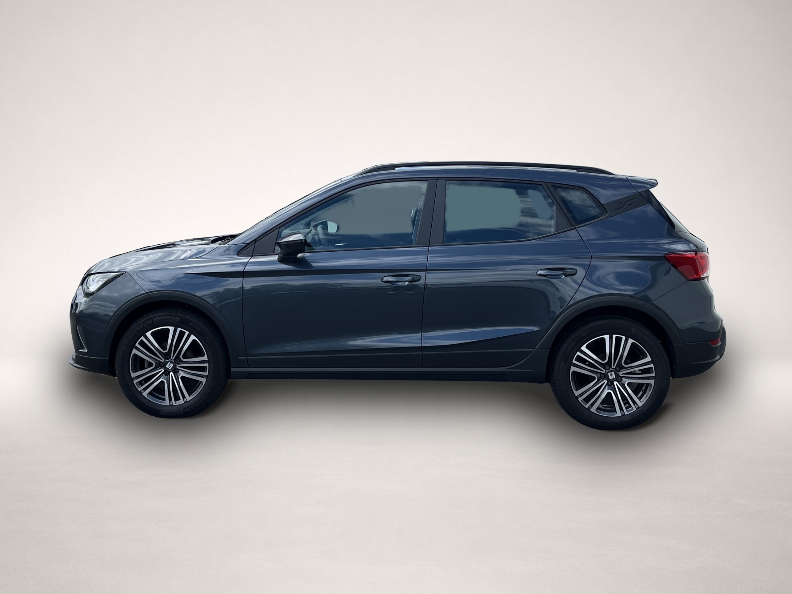 Fotografie 2 des Seat Arona 1.0 TSI DSG Style Edition Navi LED SHZ PDC