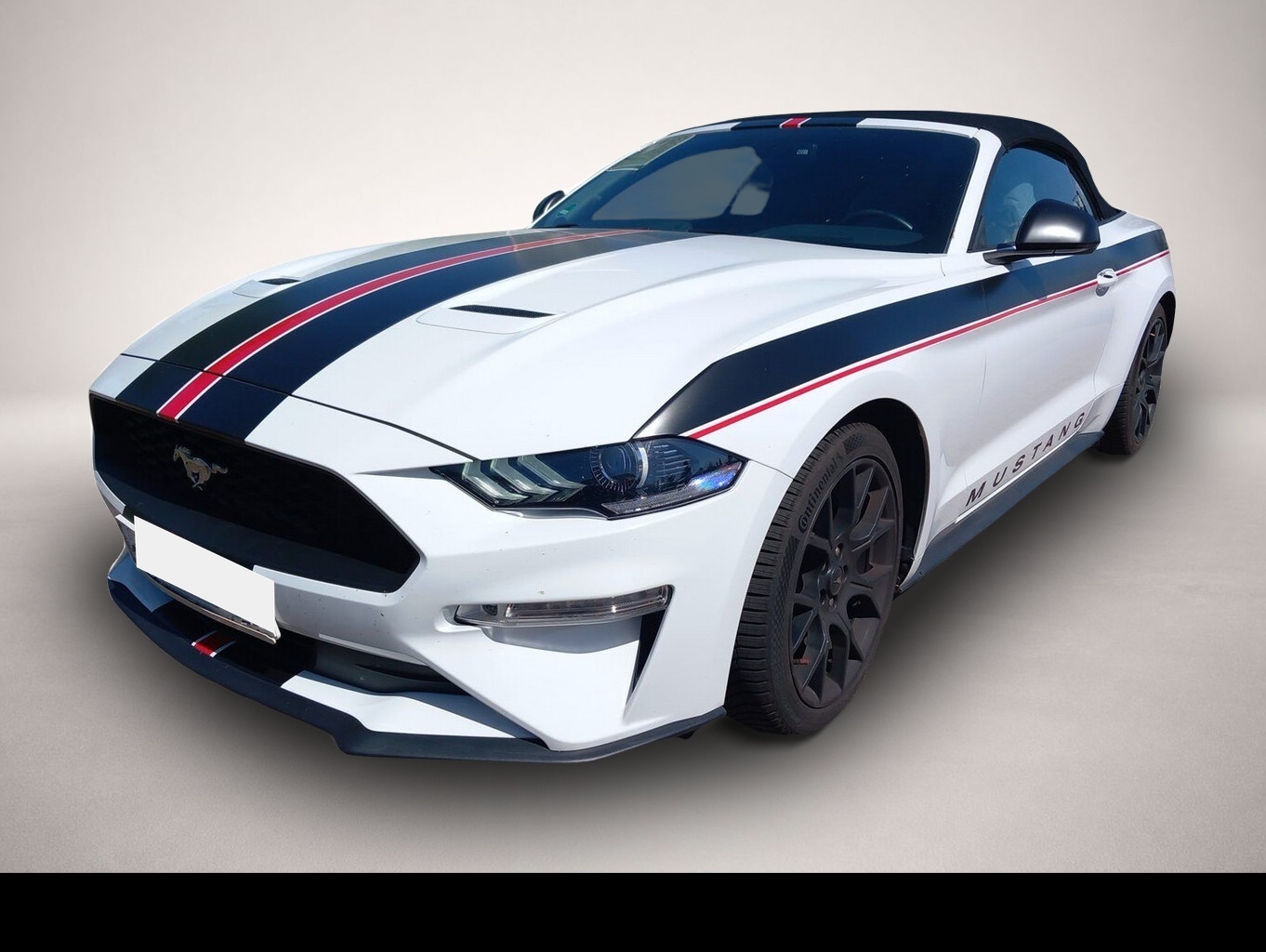 Fotografie Ford Mustang Convertible 2.3 EcoBoost 290 PremiumP