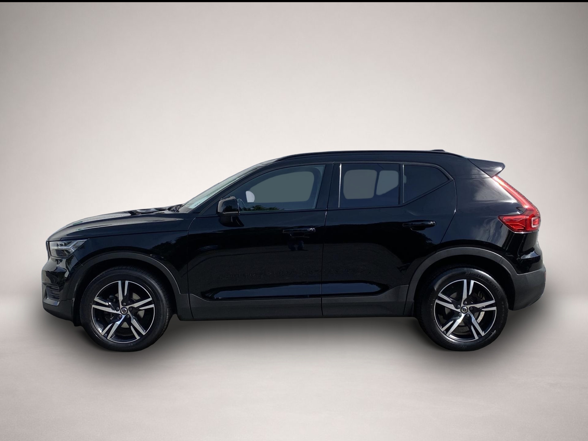 Bild 6 Volvo XC40 XC 40 R Design 2WD Bluetooth Navi LED Klima