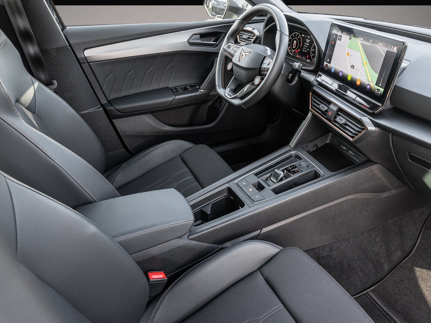 Bild 6 Cupra Leon Sportstourer 2.0 TSI DSG VZ