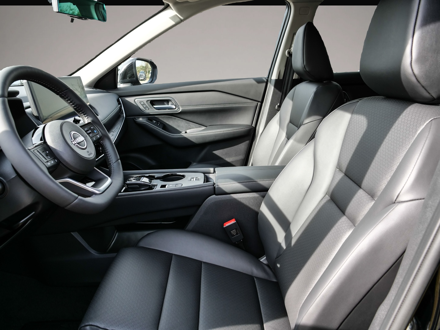 Bild 4 Nissan X-Trail Tekna 1.5 VC-T e-POWER 204PS 4x2 20'' HU