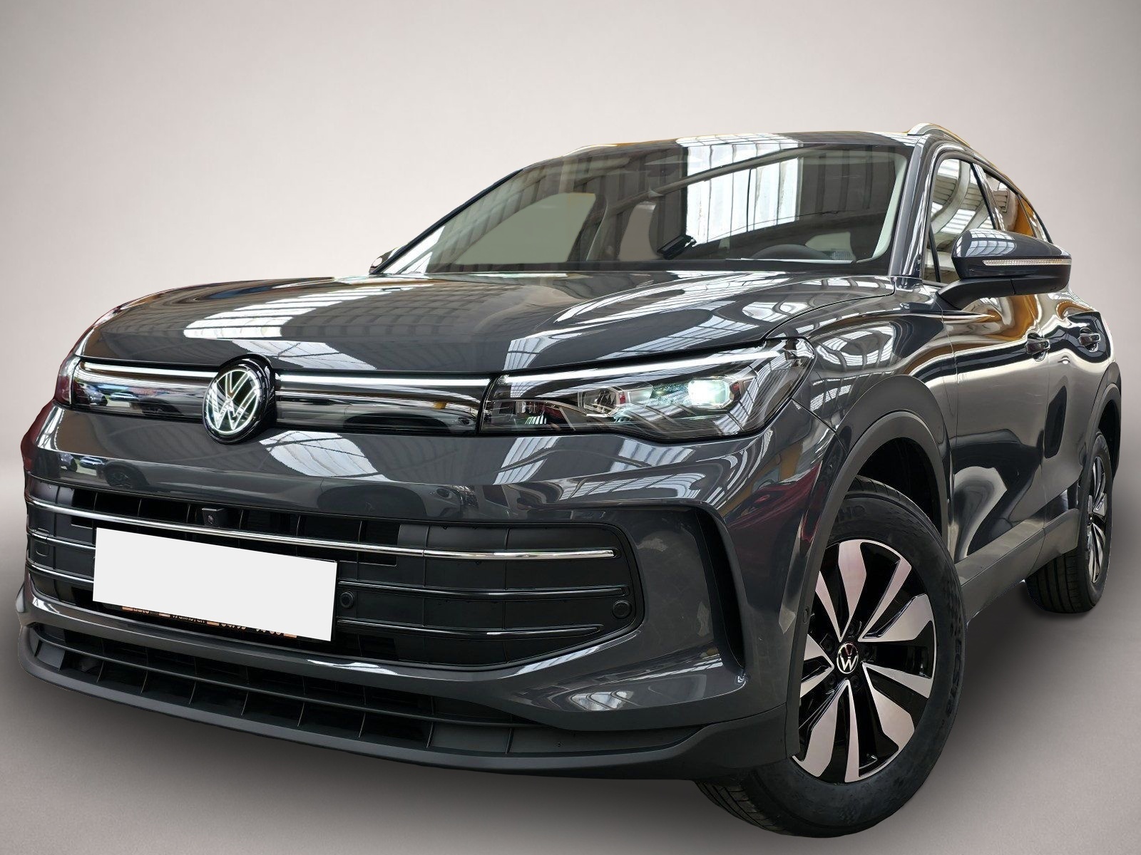 Bild 1 Volkswagen Tiguan 1,5 eTSI el.Heckkl. 360°Kamera Sicherheit