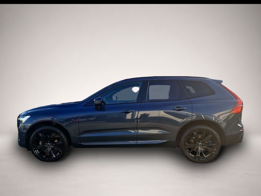 Bild 4 Volvo XC60 B5 B AWD Plus Black Edition Pano*AHZV