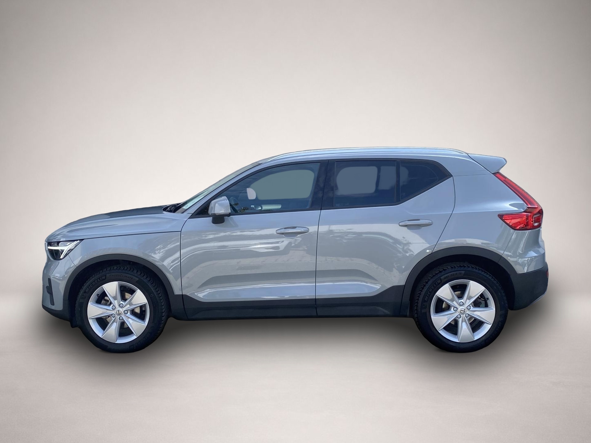 Bild 6 Volvo XC40 XC 40 Core 2WD Bluetooth Navi LED Klima