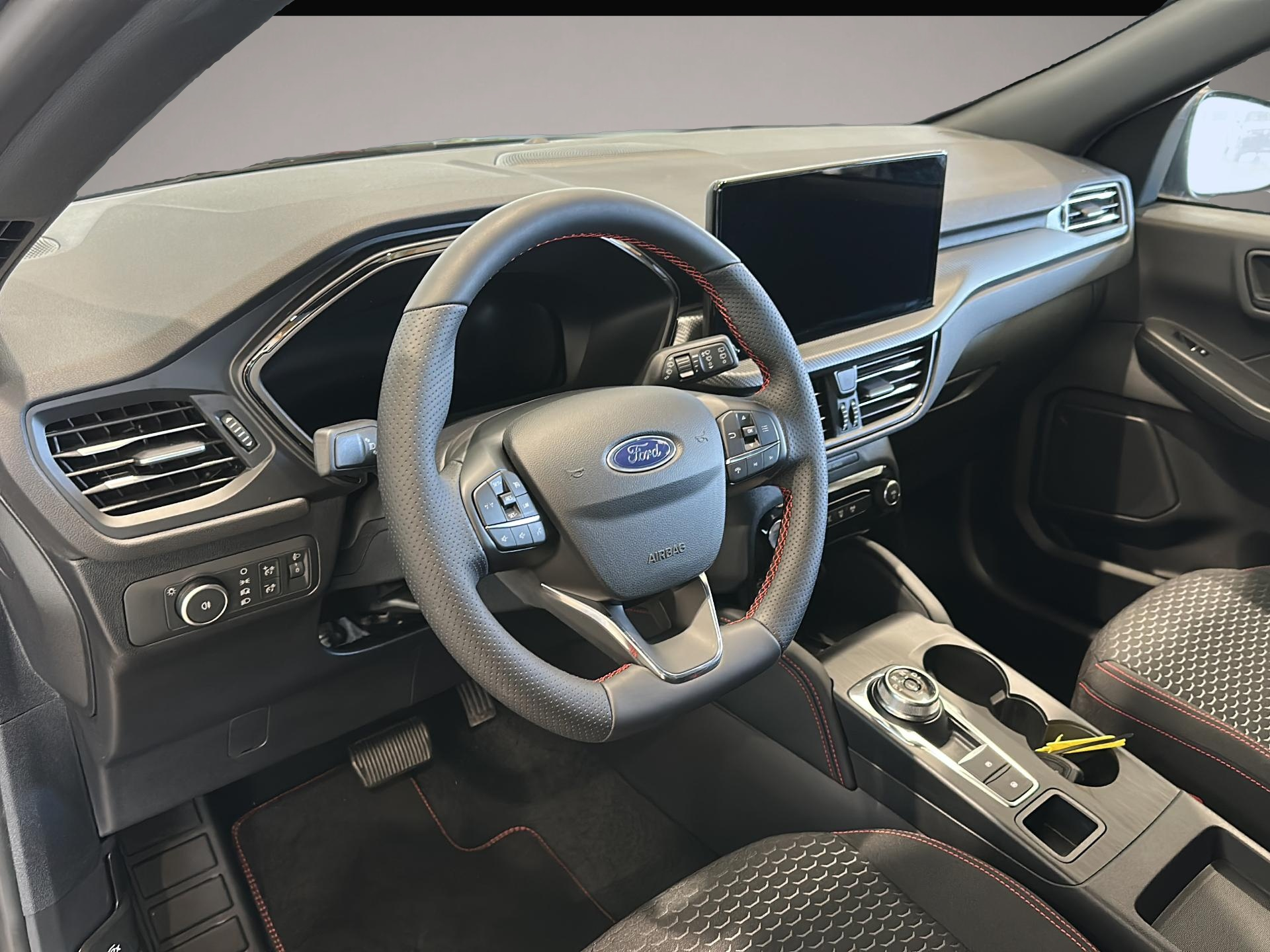 Fotografie 6 des Ford Kuga 2.5 Duratec FHEV ST-Line Hybrid Automatik L