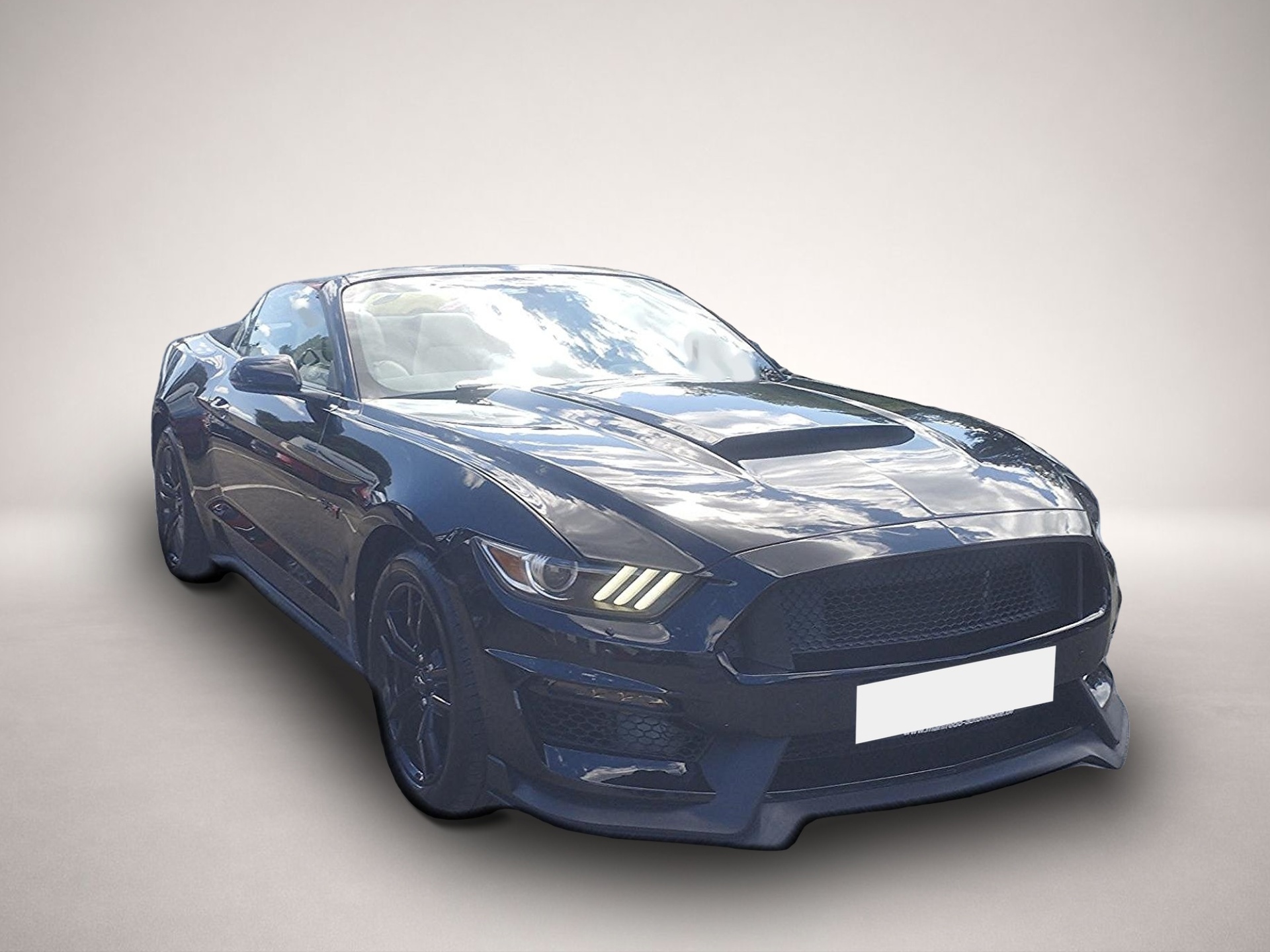 Bild 3 Ford Mustang Convertible Sportpaket Bluetooth Xenon
