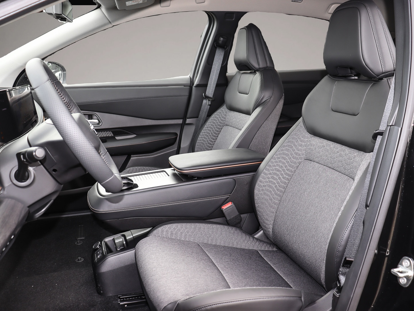 Fotografie 5 des Nissan Ariya 87kWh Advance Pack Tech Pack 20'' HUD Navi