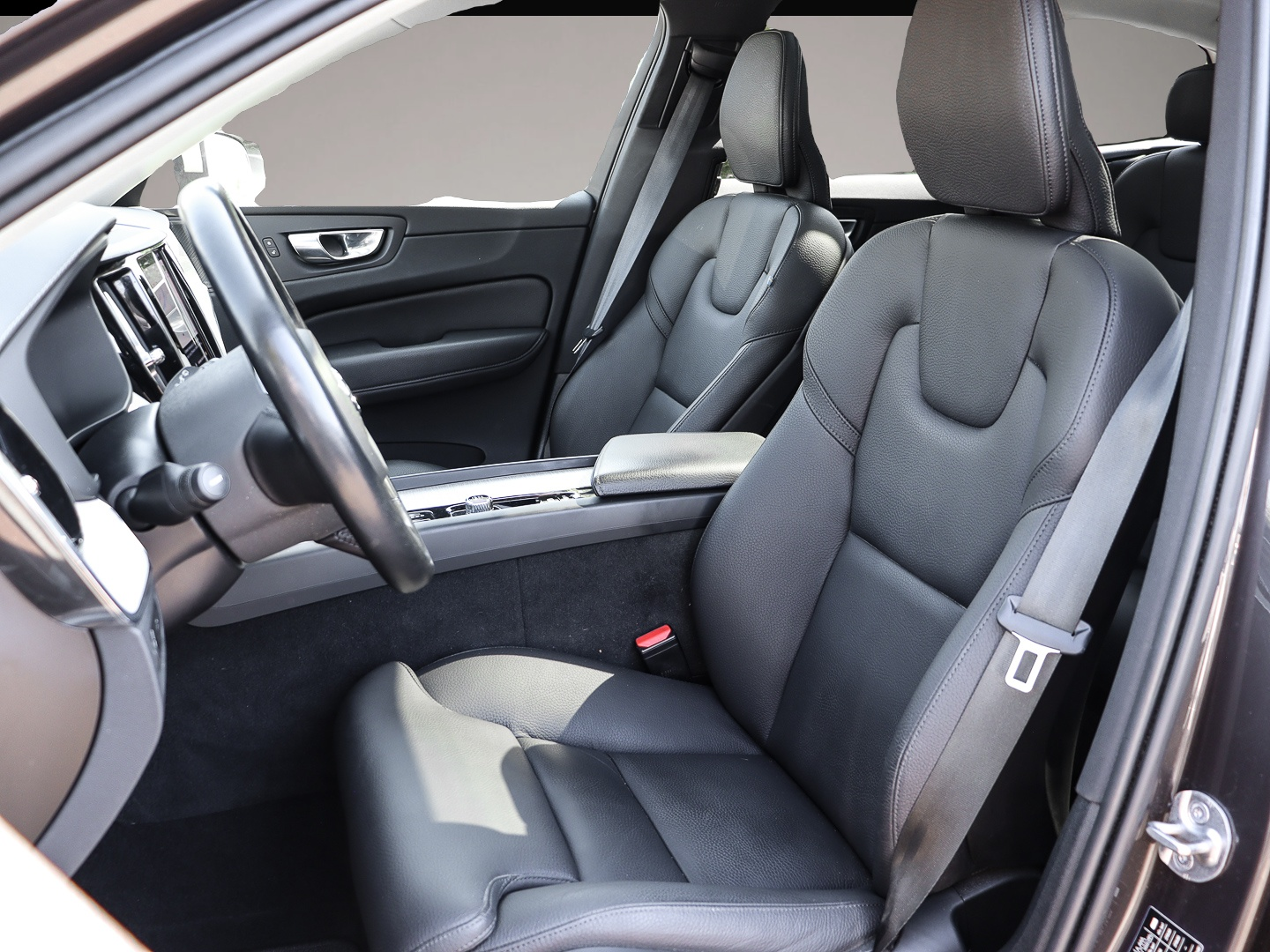 Bild 6 Volvo XC60 Inscription 2WD B4 Diesel EU6d El. Panodach