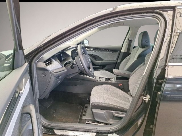 Bild 8 Skoda Octavia 4 Combi 1.5eTSI DSG Selection AHK/NAVI/L