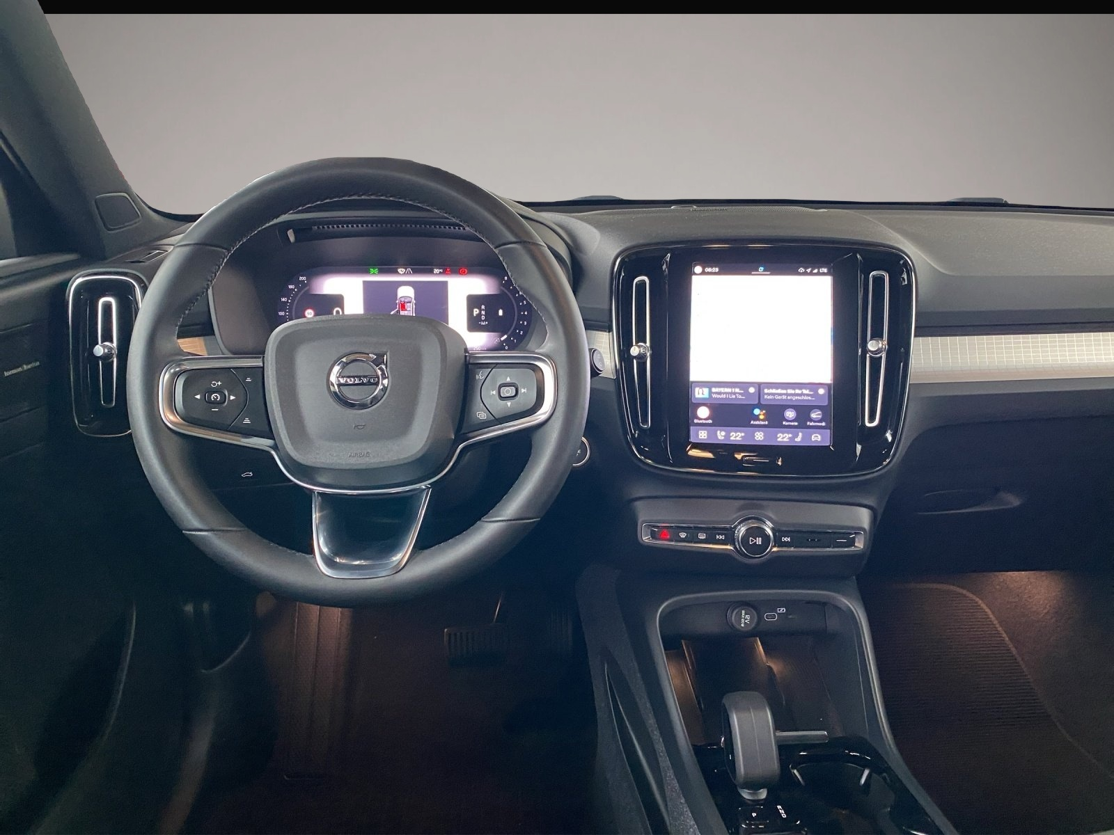 Fotografie 8 des Volvo XC40 B4 Plus Dark ACC+AHK+LED+Navi+SHZ+Winterp.