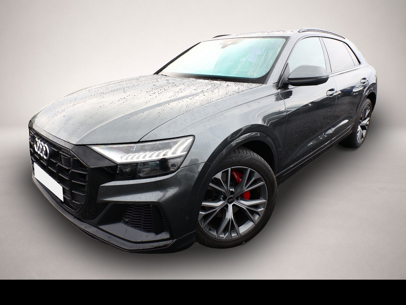Fotografie des Audi quattro Q8 55 TFSI 340 quattro Matrix 2xS line PanoD 21Z