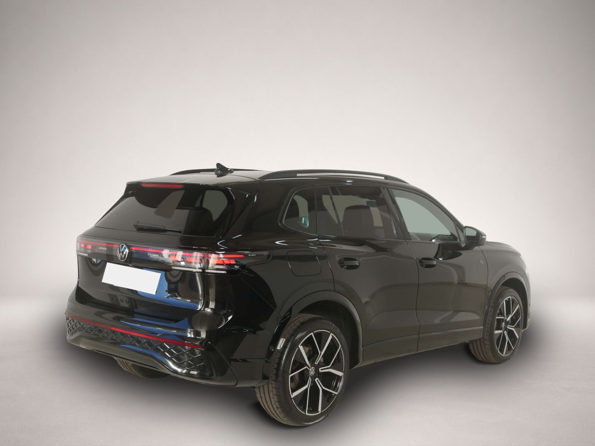 Bild 5 Volkswagen Tiguan 2.0 TDI 4Motion R-Line Black Style