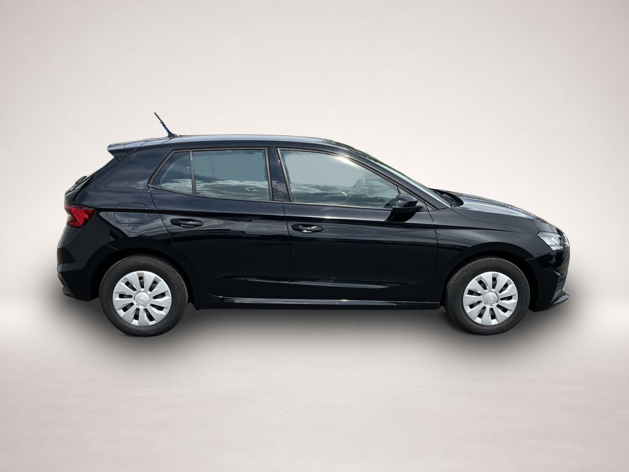 Fotografie 6 des Skoda Fabia 1.0 Active LED PDC SHZ DAB Klima