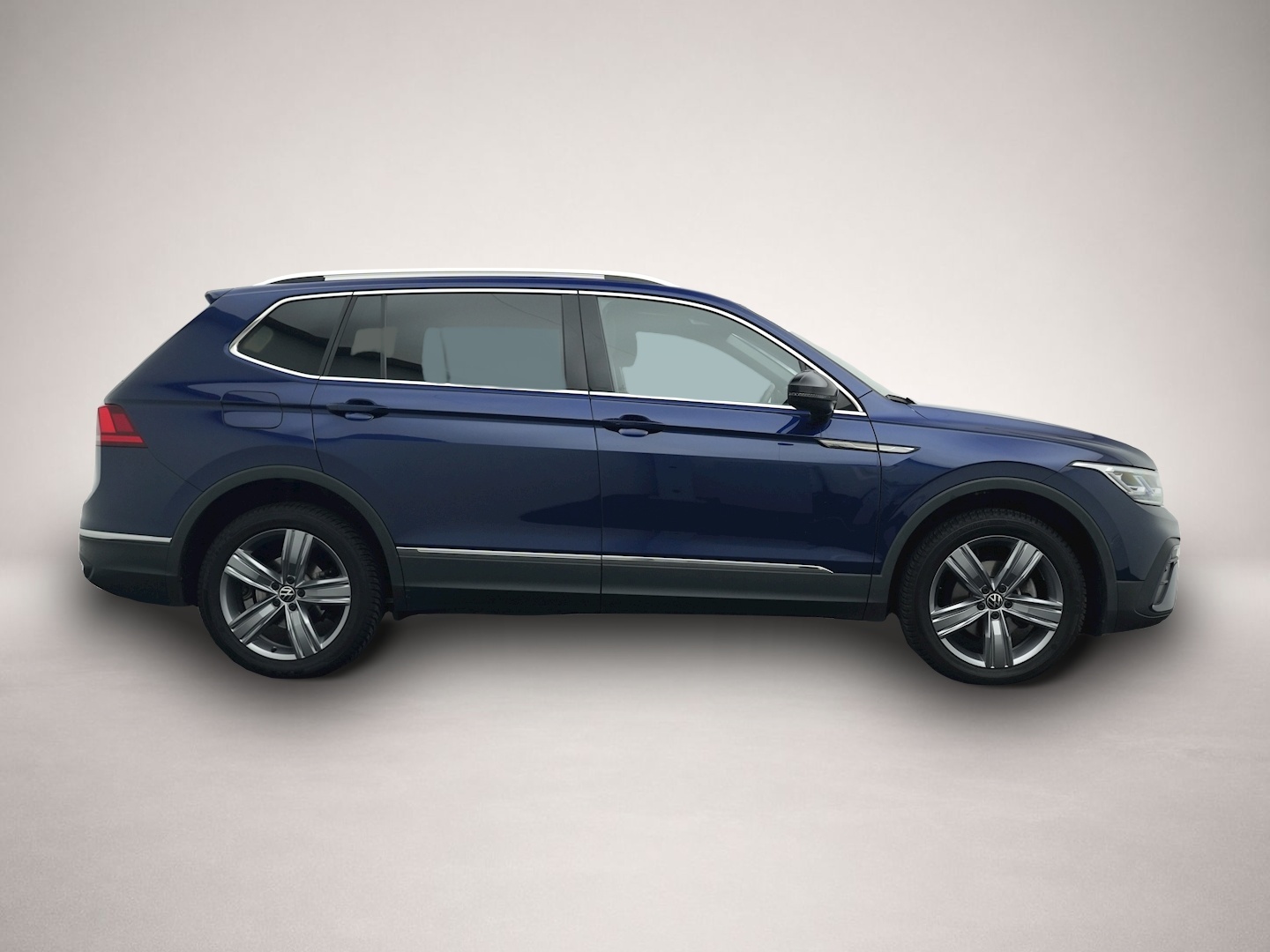 Bild 6 Volkswagen Tiguan Allspace 1.5 TSI DSG Move 7SITZE AHK NAVI