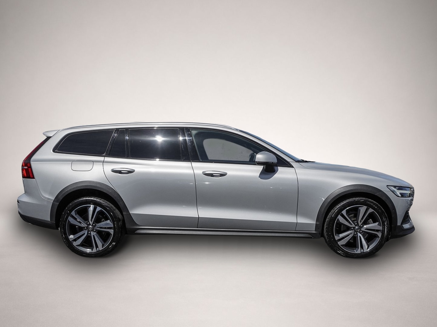 Bild 4 Volvo V60 Cross Country B4 AWD Plus LED Harman/Kardon