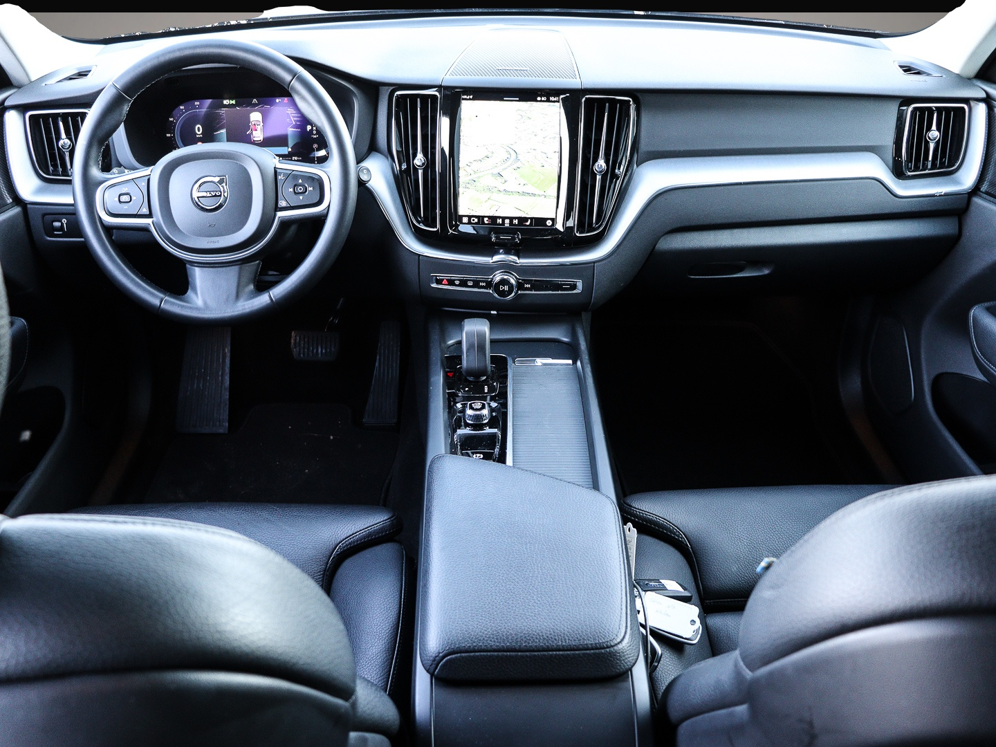 Bild 4 Volvo XC60 Momentum Pro 2WD StandHZG AHK Digitales Coc