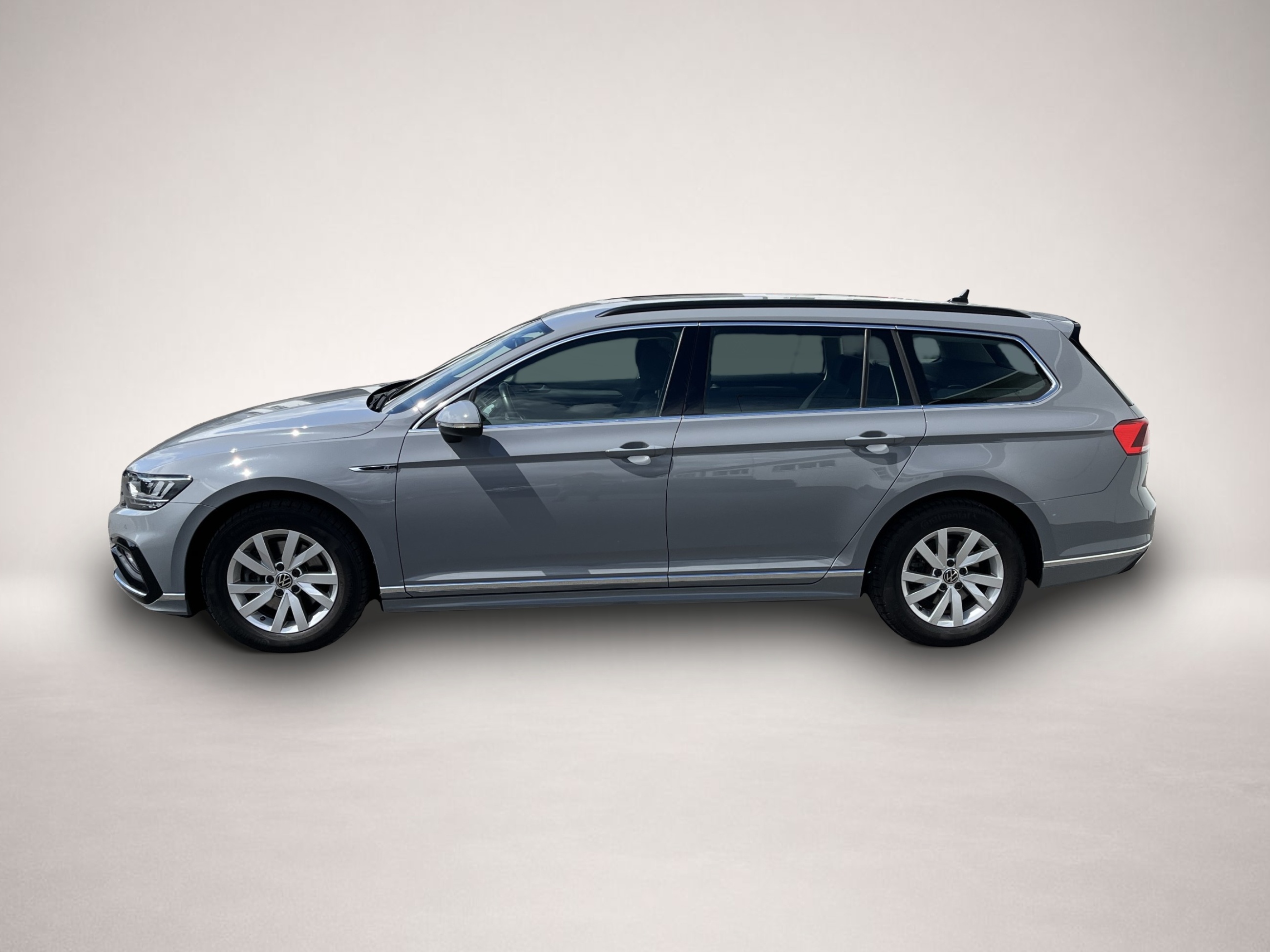 Bild 2 Volkswagen Passat Variant 1.5 TSI DSG R-Line AHK STHZ Navi