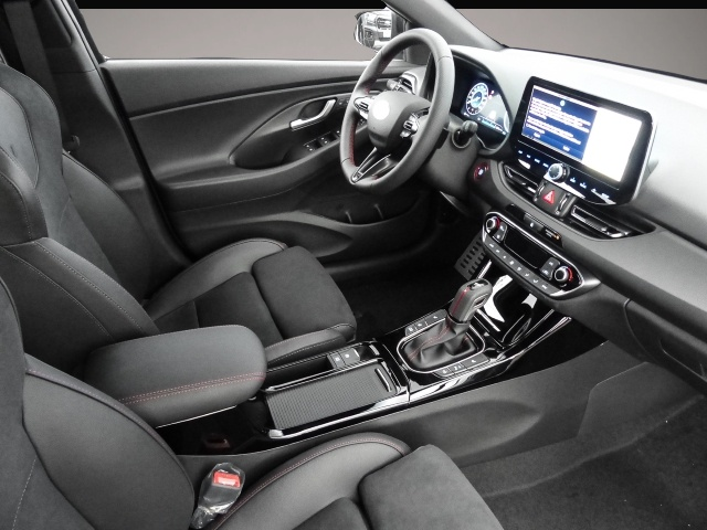 Bild 3 Hyundai i30 Kombi N Line Mild-Hybrid Panorama-Schiebedac