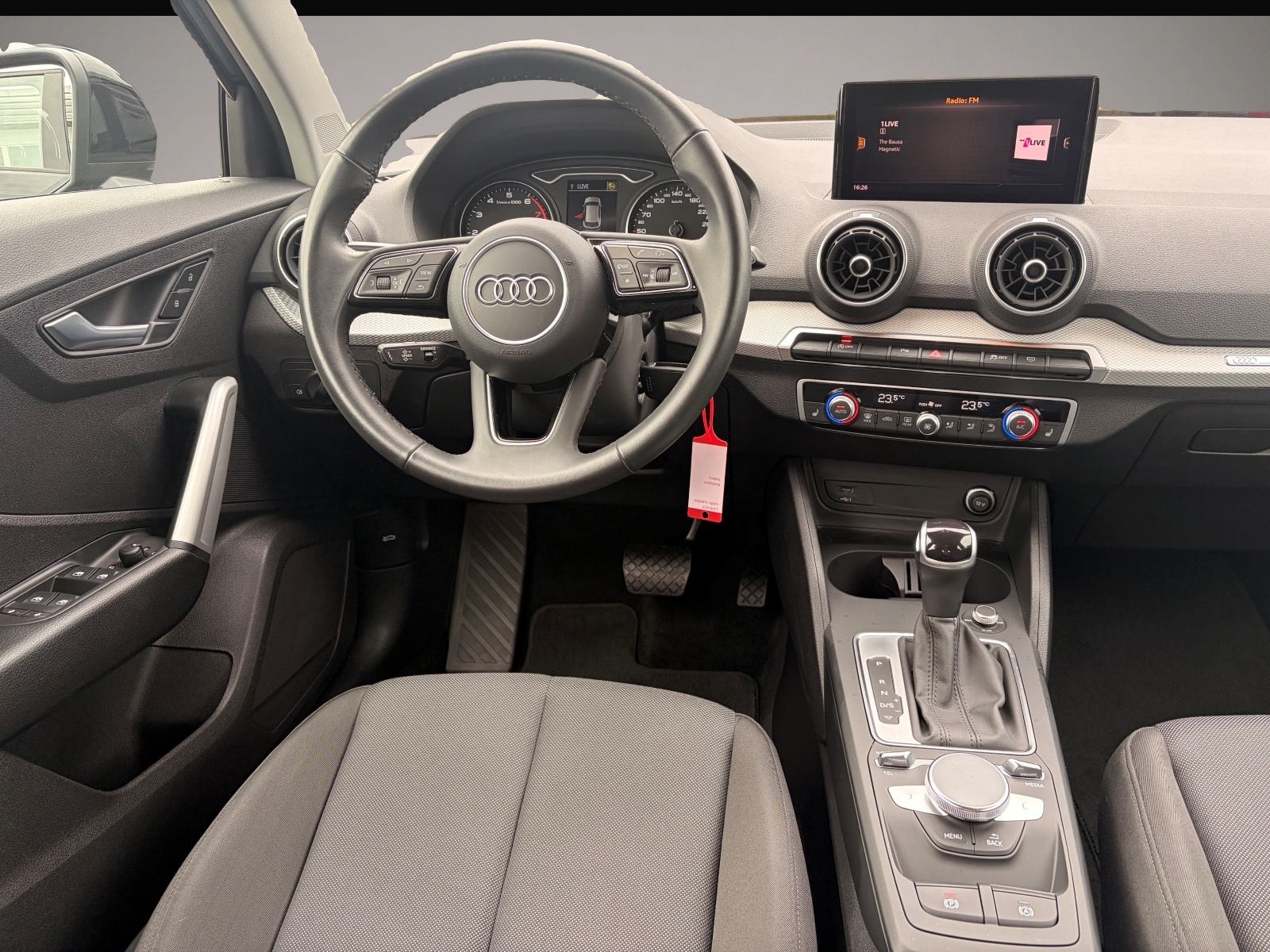 Bild 4 Audi Q2 35 TFSI advanced LED Kamera SitzHZG CarPlay T