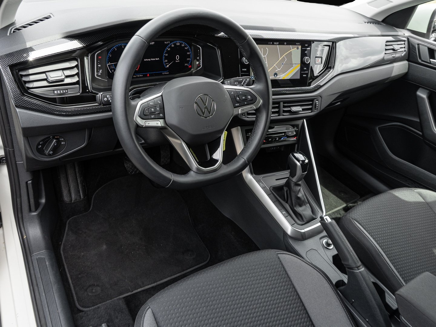 Fotografie des Volkswagen Taigo 1.0 TSI DSG Life AHK