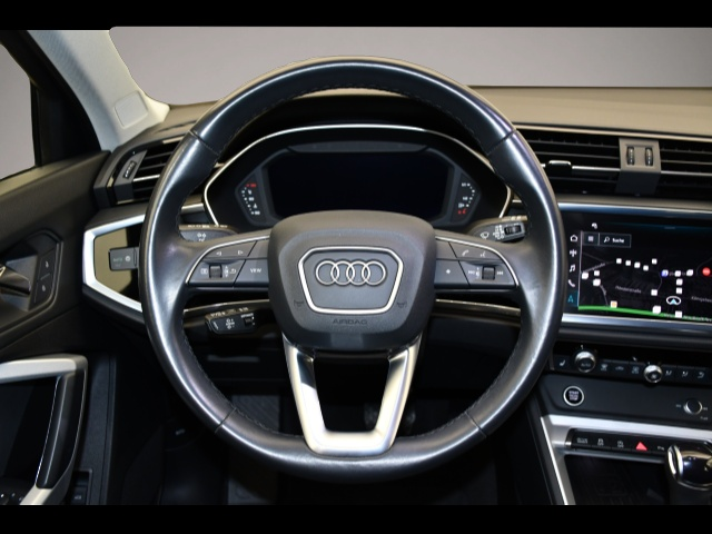 Bild 5 Audi Q3 Sportback 35 TFSI S-tronic S line Rückfahrkam