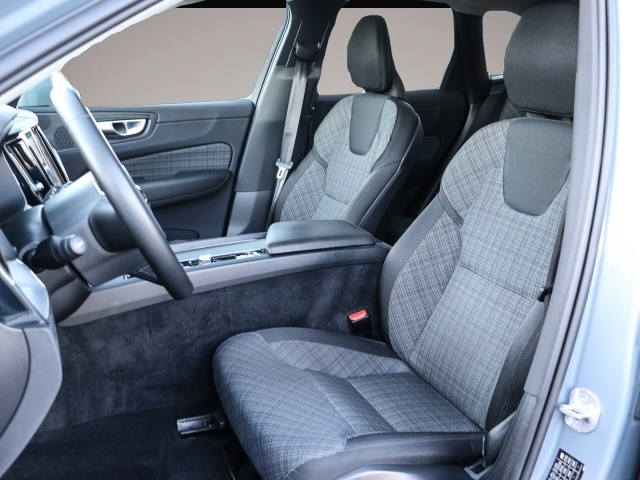 Volvo XC60 XC60 Core 2WD StandHZG Digitales Cockpit Soundsy - Thumbnail 6