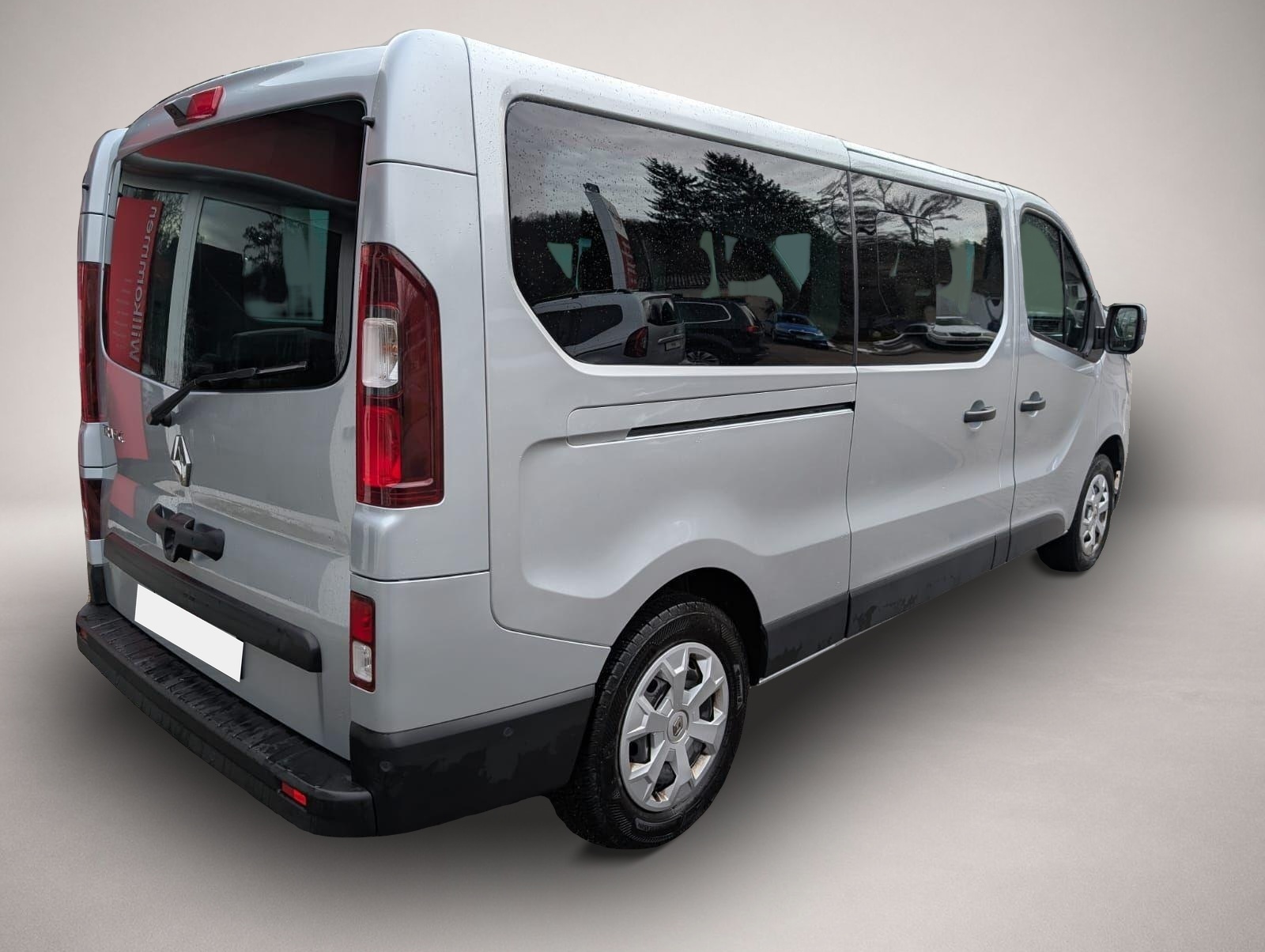 Bild 3 Renault Trafic Grand Combi 2.0dCi L2H1 LR Lang App Kamer