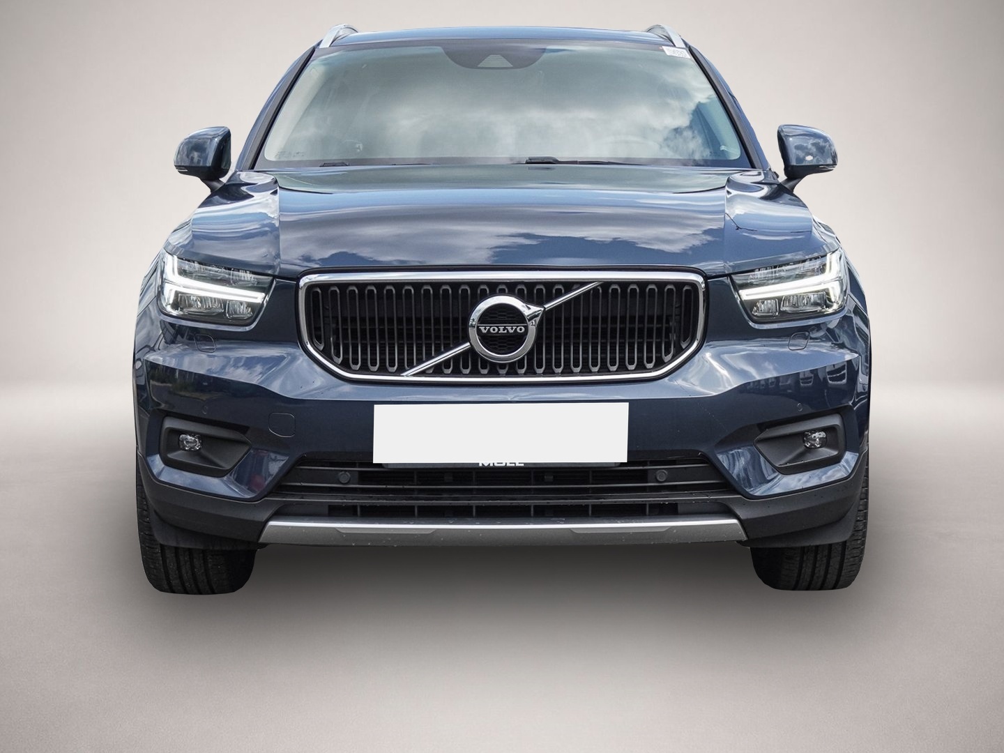 Bild 2 Volvo XC40 B4 AWD Momentum Pro Pano LED Harman/Kardon