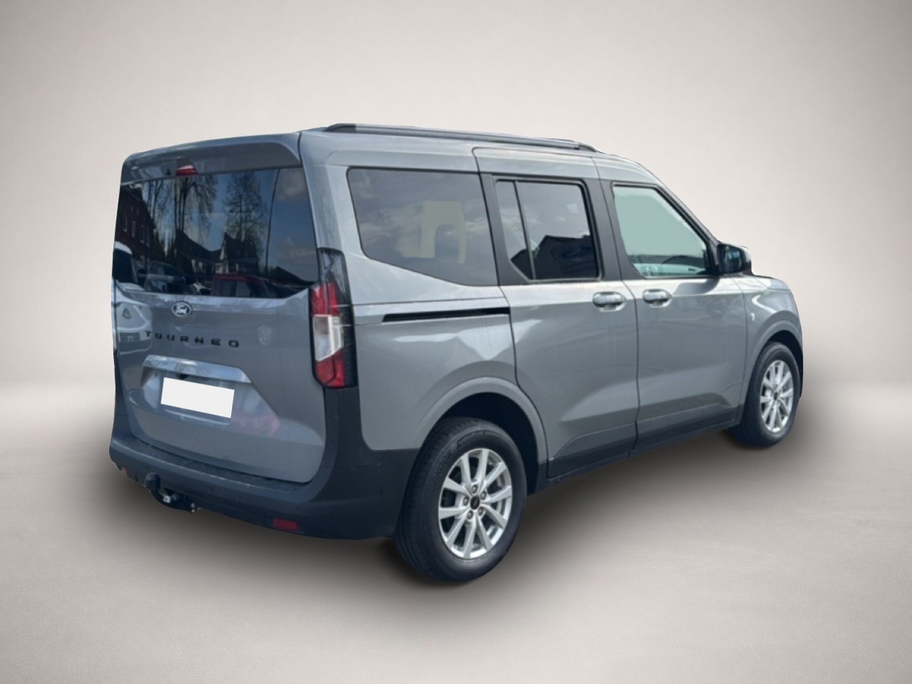 Bild 6 Ford Tourneo Courier TITANIUM NAVI / AHK / PDC / WINT