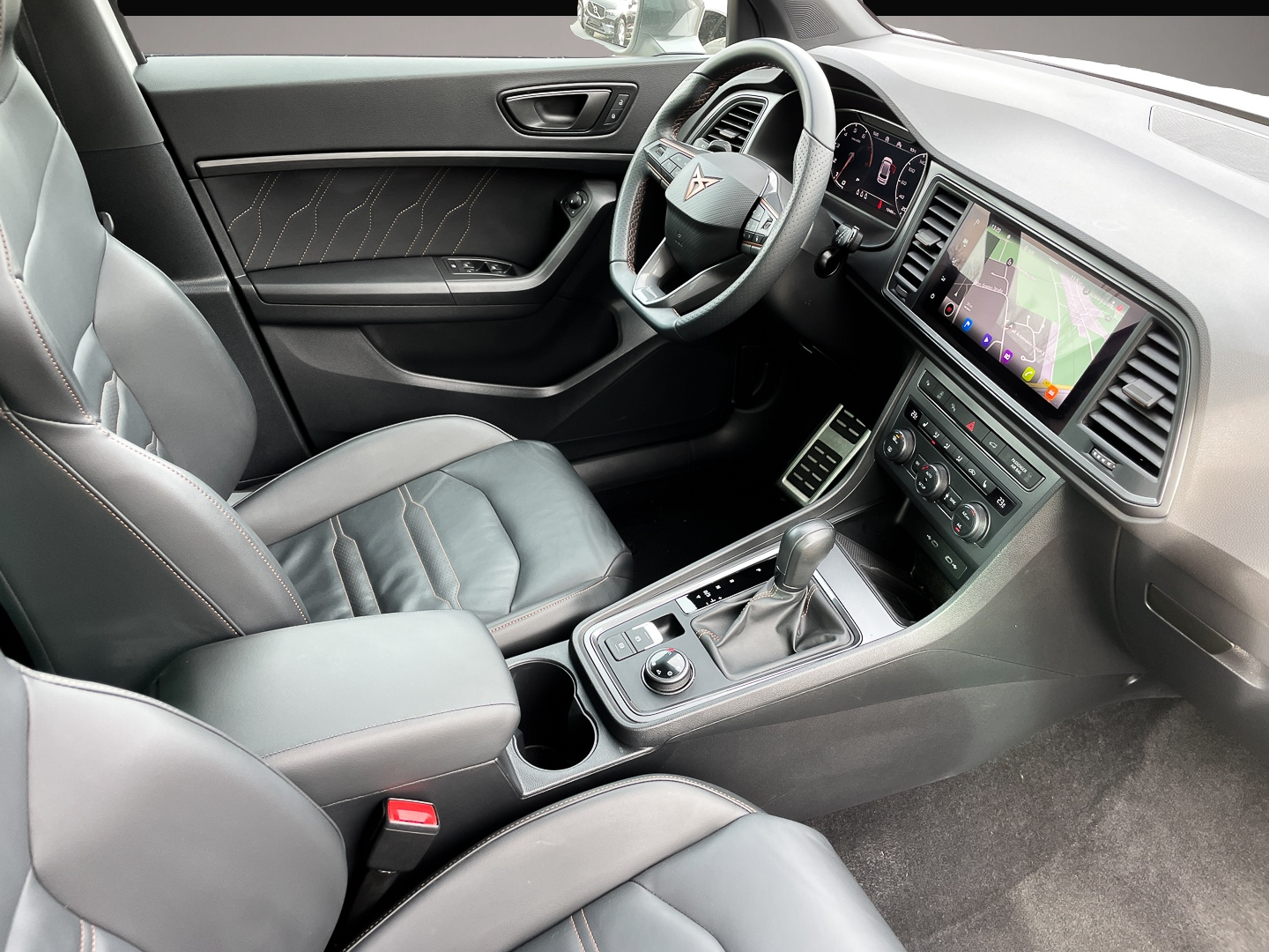 Bild 4 Cupra Ateca VZ 4Drive 2.0 TSI EU6d AHK Leder AD Navi d