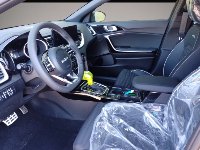 Bild 5 Kia cee'd / Ceed Cee'd_sw GT Line 1.5 STD Navi digitales Cockpit