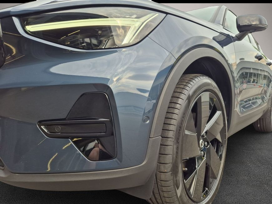 Volvo XC40 XC40 B3 B DKG Plus Black Edition STDHZ*ALARM - Thumbnail 6