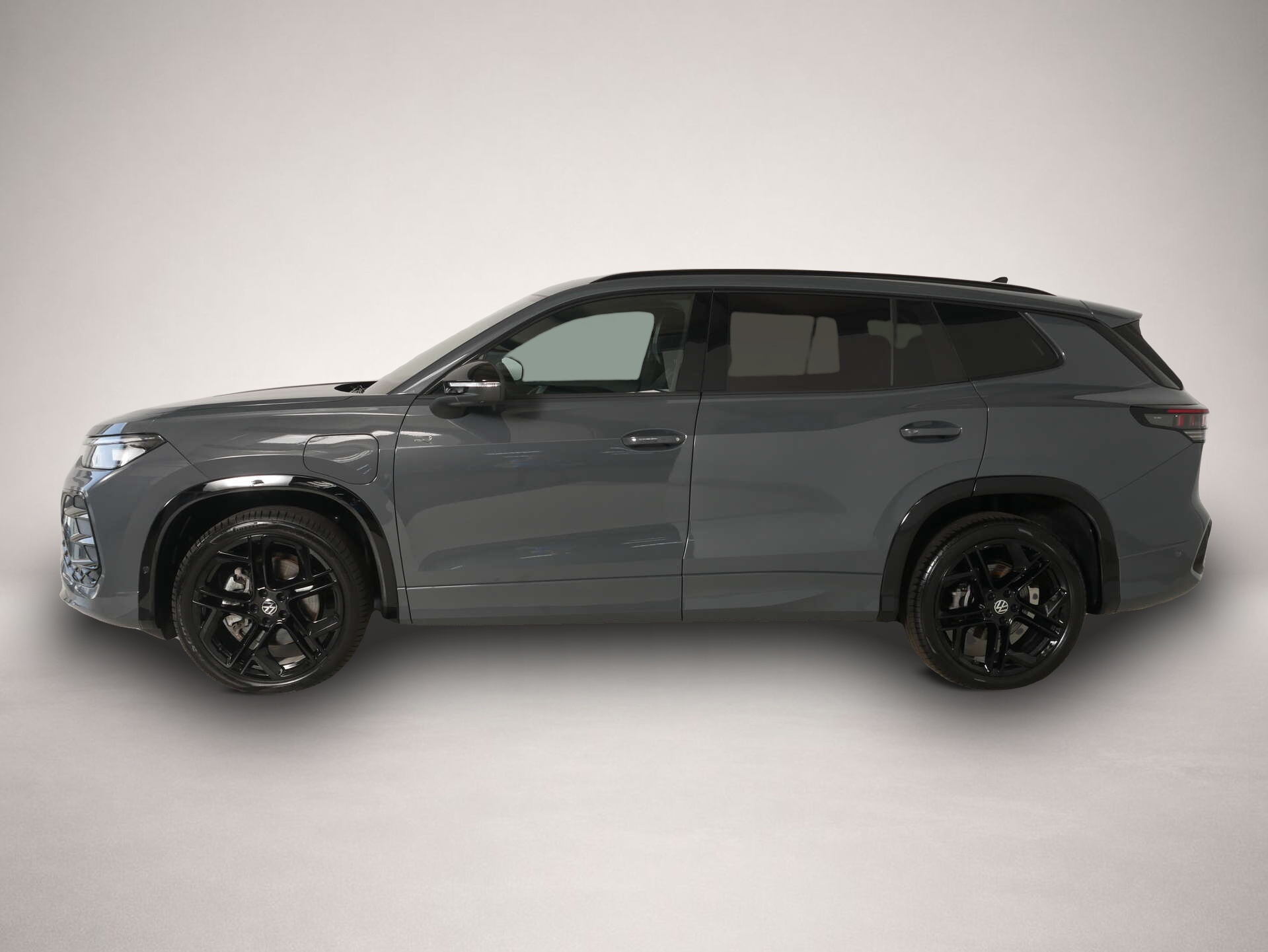 Bild 3 Volkswagen Tayron 1.5 eHybrid R-Line Black Style