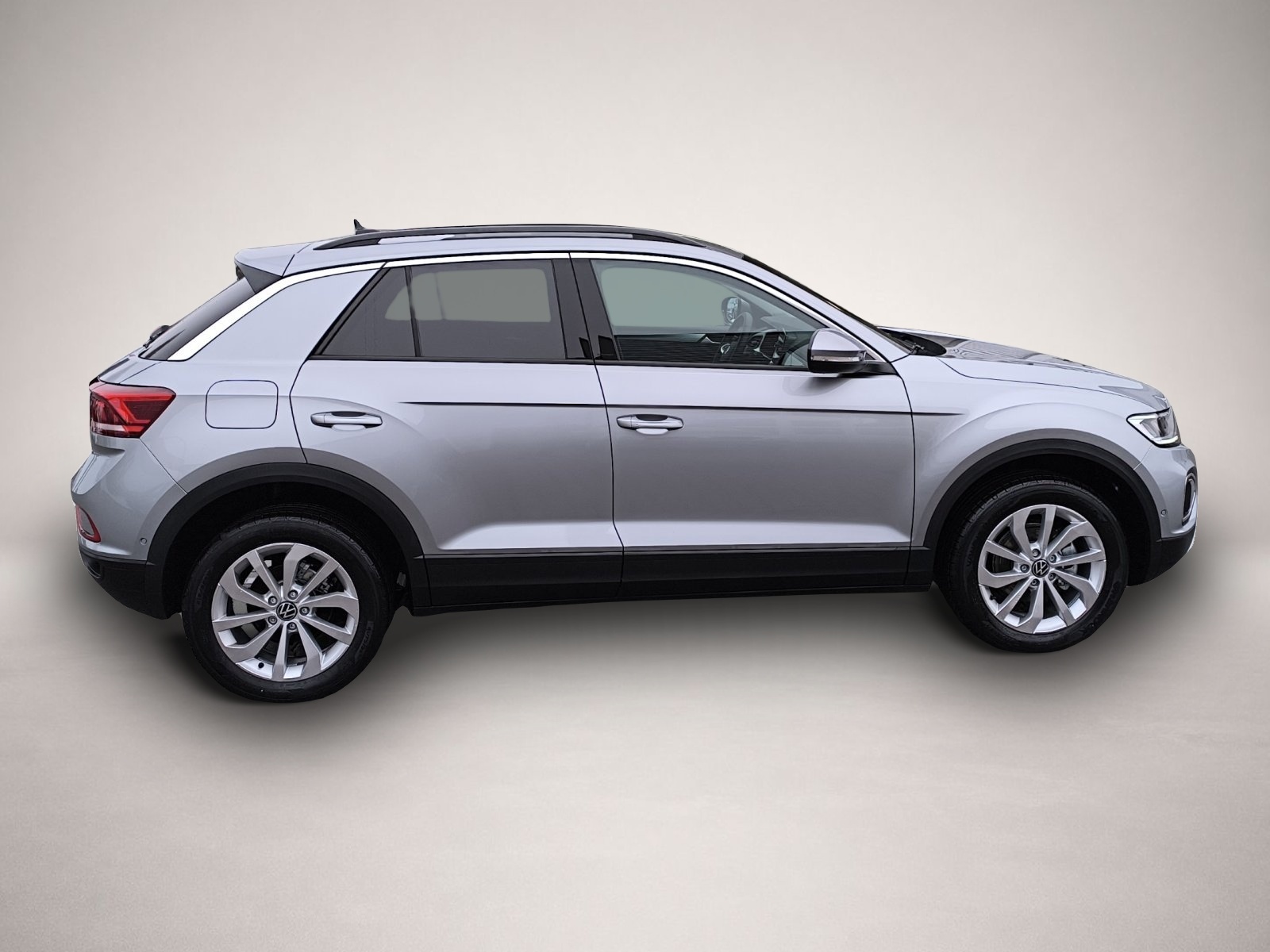 Bild 8 Volkswagen T-Roc 1.5 TSI DSG Life 4-J-G AHK RFK