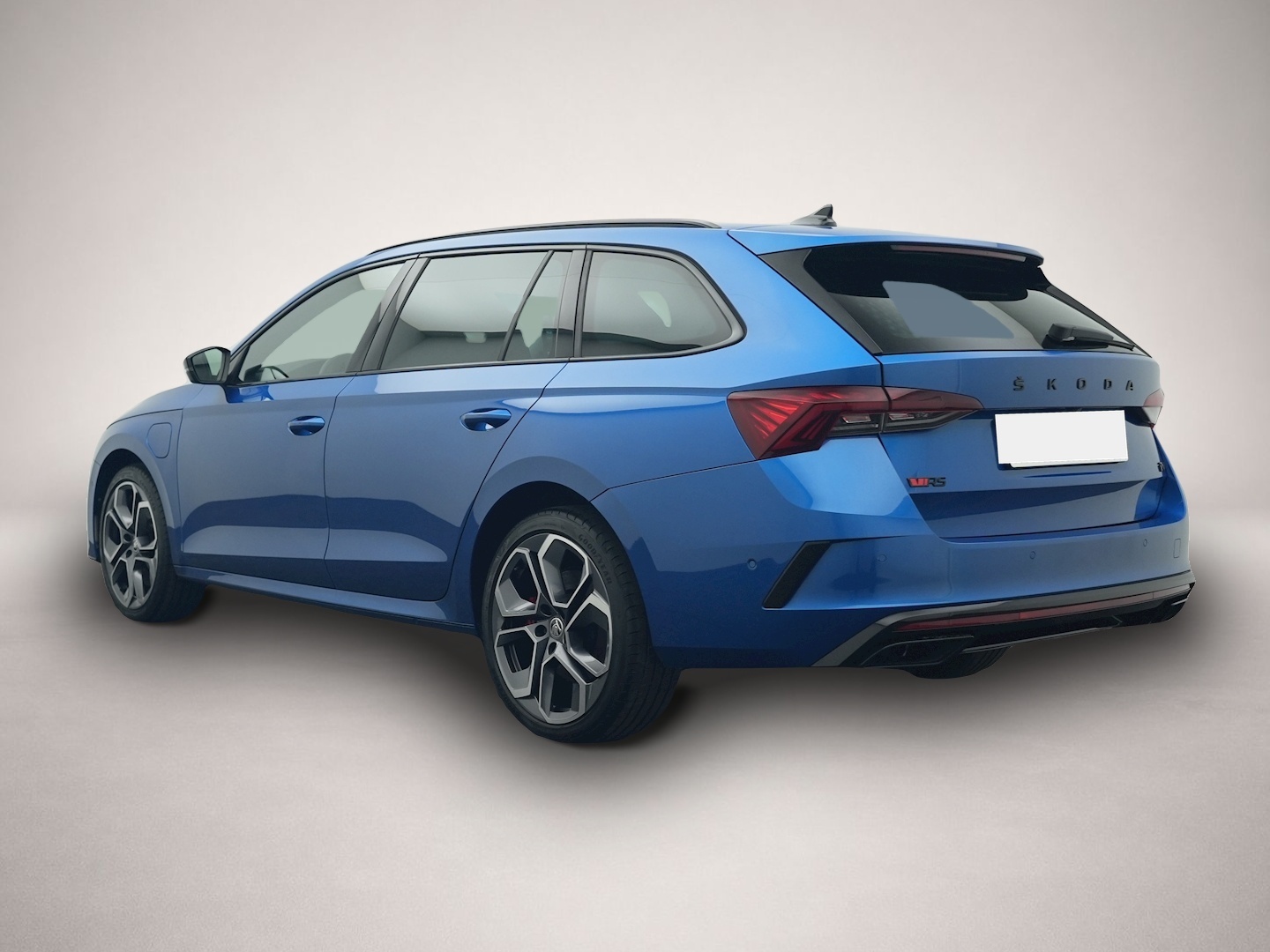 Bild 3 Skoda Octavia Combi 1.4 TSI iV DSG RS Edition PANO HuD