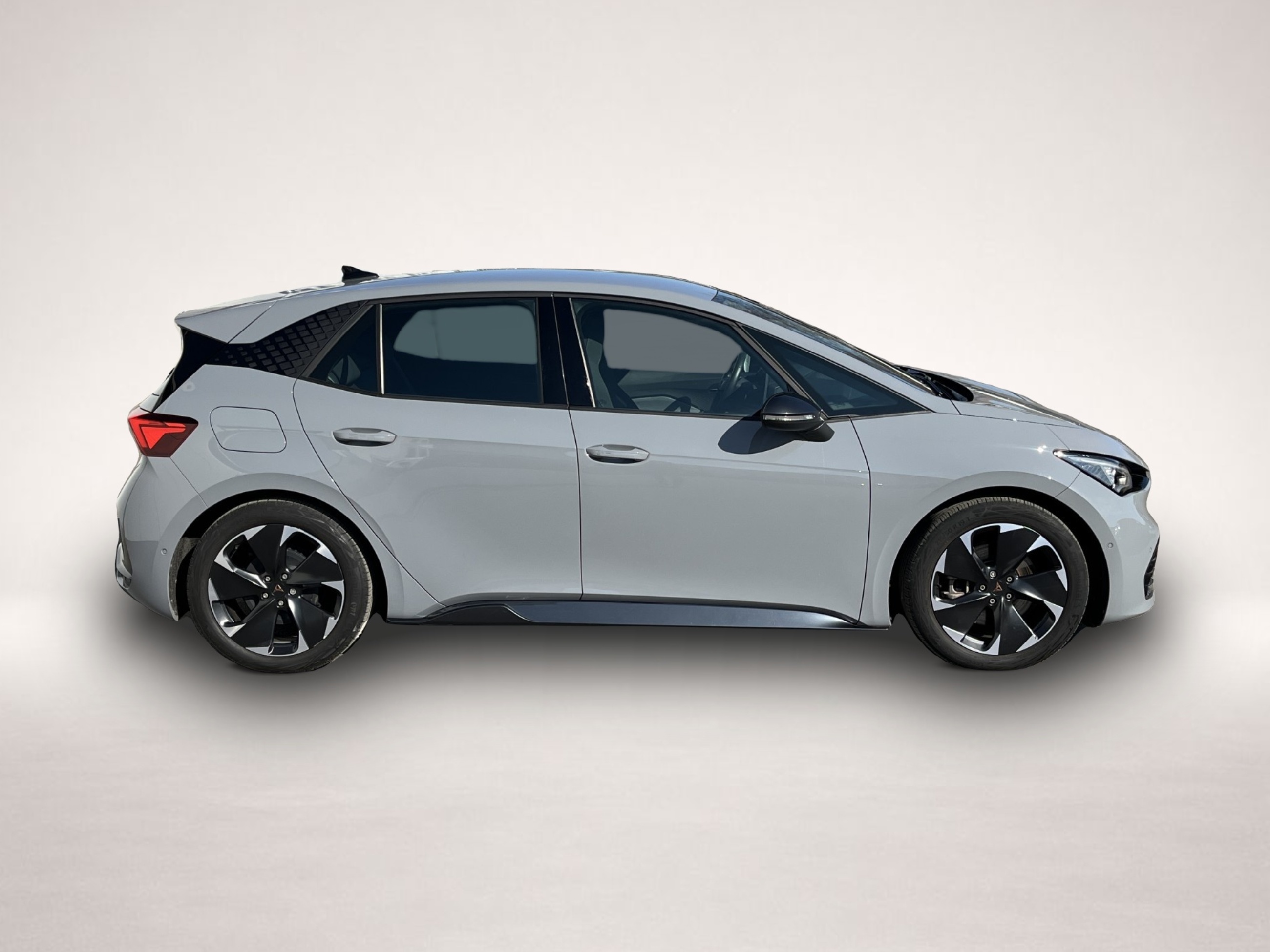 Fotografie 5 des Cupra Born 164¤ m.20% Anz. WäPu 82kWh Navi Parklenk RF
