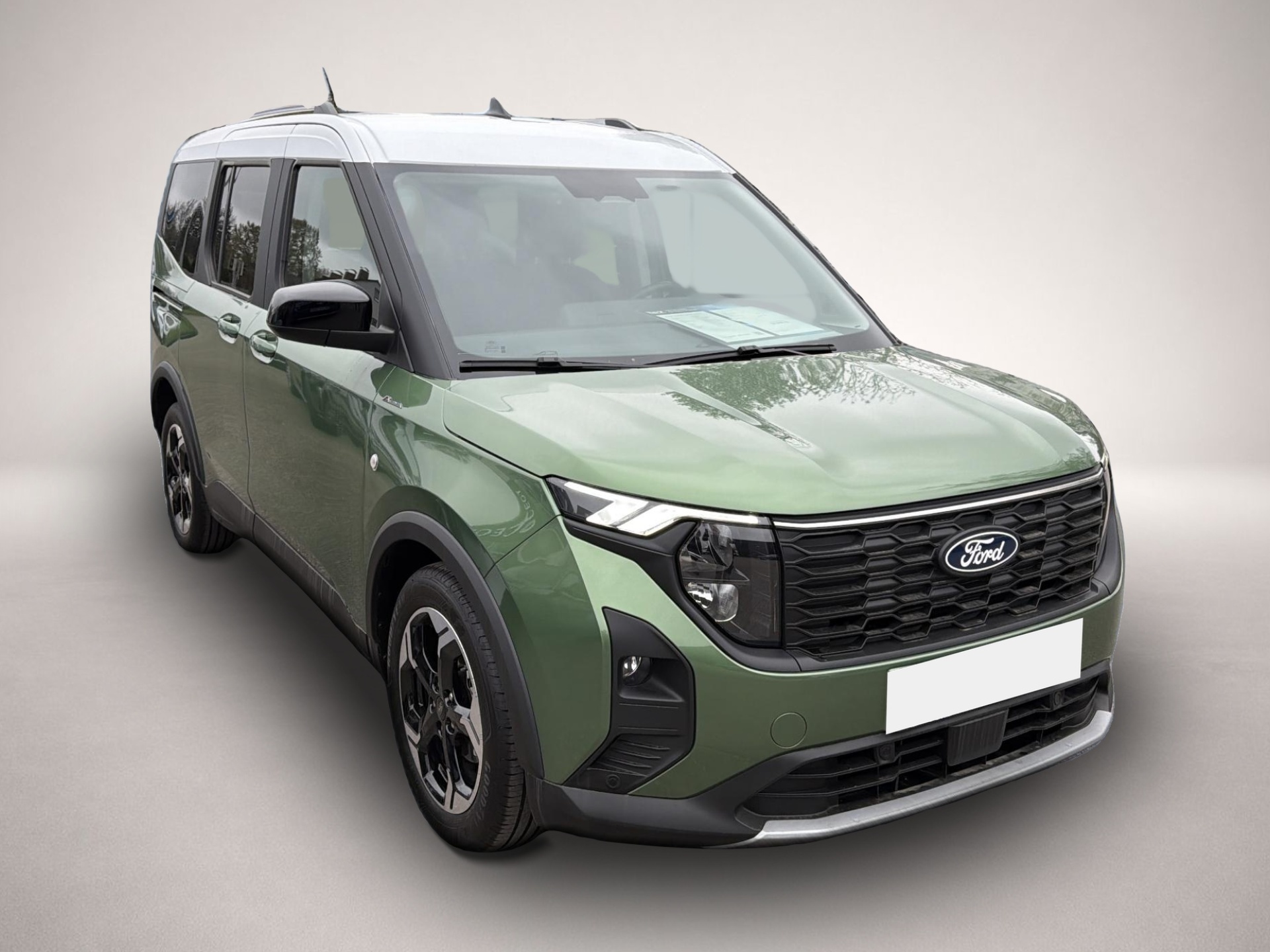 Bild 4 Ford Tourneo Courier Active Bluetooth Navi Klima