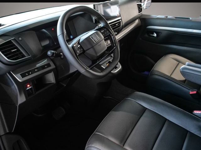 Fotografie 3 des Fiat Ulysse L 2 Top 7 Sitzer Navigation Standheiz. AH