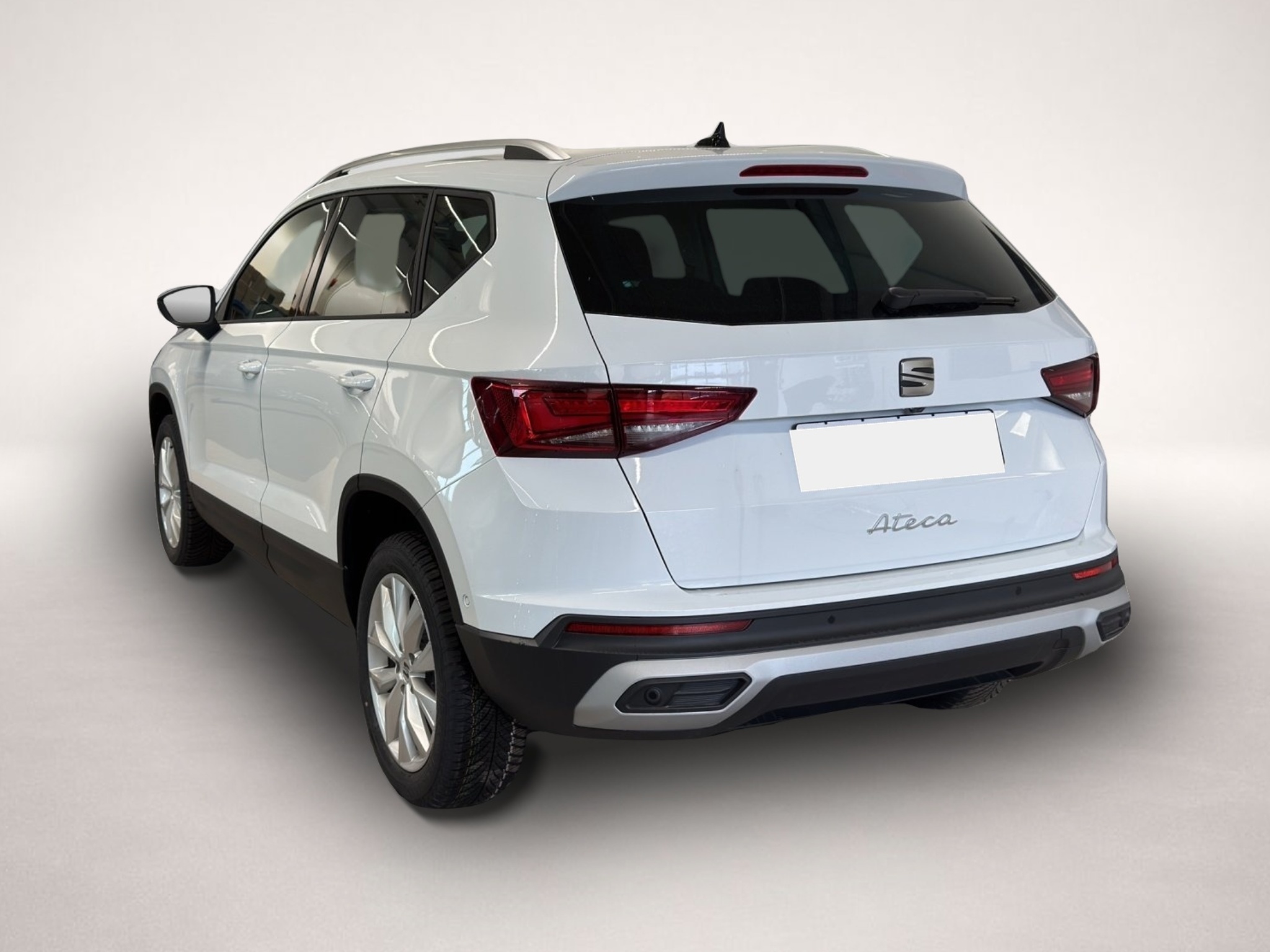 Bild 4 Seat Ateca 1.5 TSI DSG Road Edition Ganzjahresreifen+