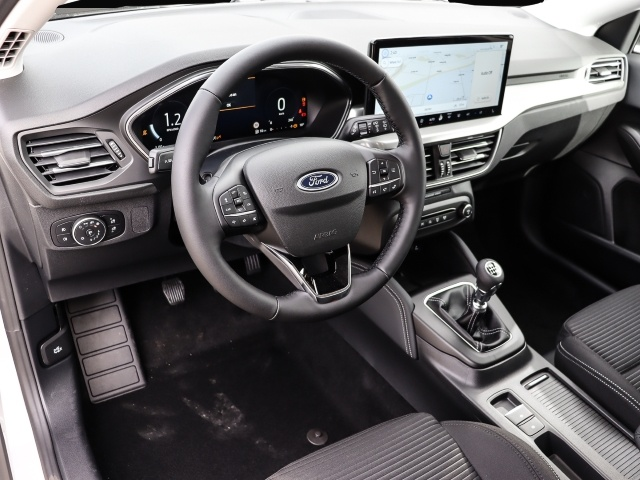 Bild 3 Ford Focus Turnier Titanium X 125PS Winter FAP Parkin