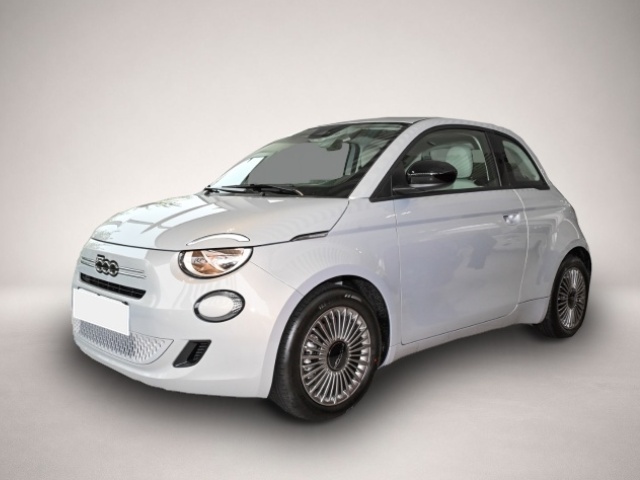 Fotografie Fiat 500 1.0 Hybrid+CARPLAY+SiHzg+R-KAM+PDC+KLIMAAUTO