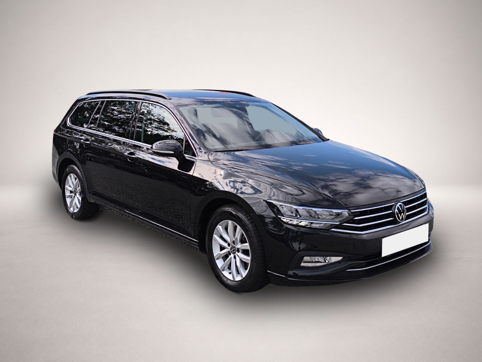 Bild 3 Volkswagen Passat Variant 2.0 TDI DSG Business AHK LED NAVI