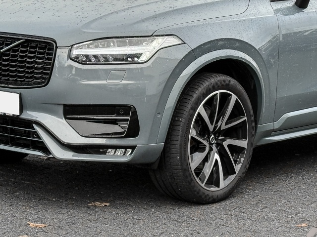 Bild 3 Volvo XC90 Ultimate Dark AWD B5 Diesel EU6d 7-Sitzer H
