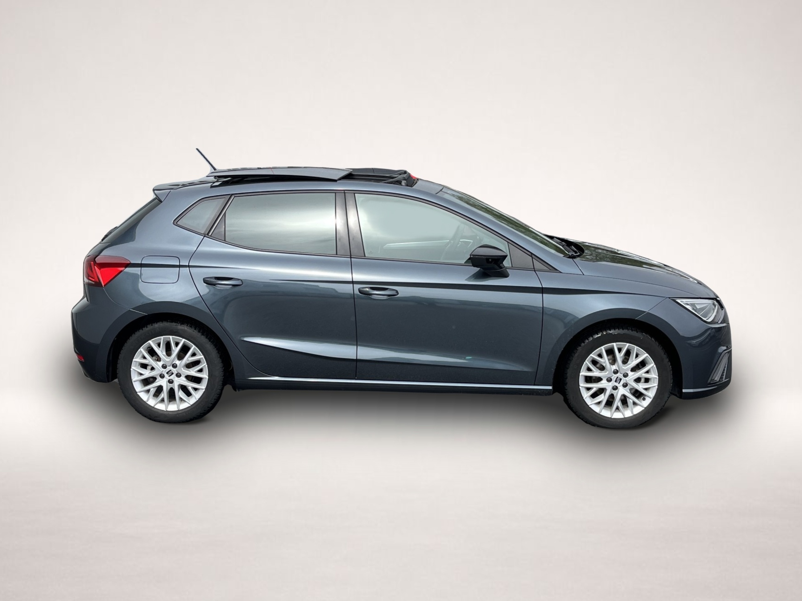 Bild 5 Seat Ibiza 1.0 TSI FR 112¤ m.20% Anz. PANO Navi RFK A