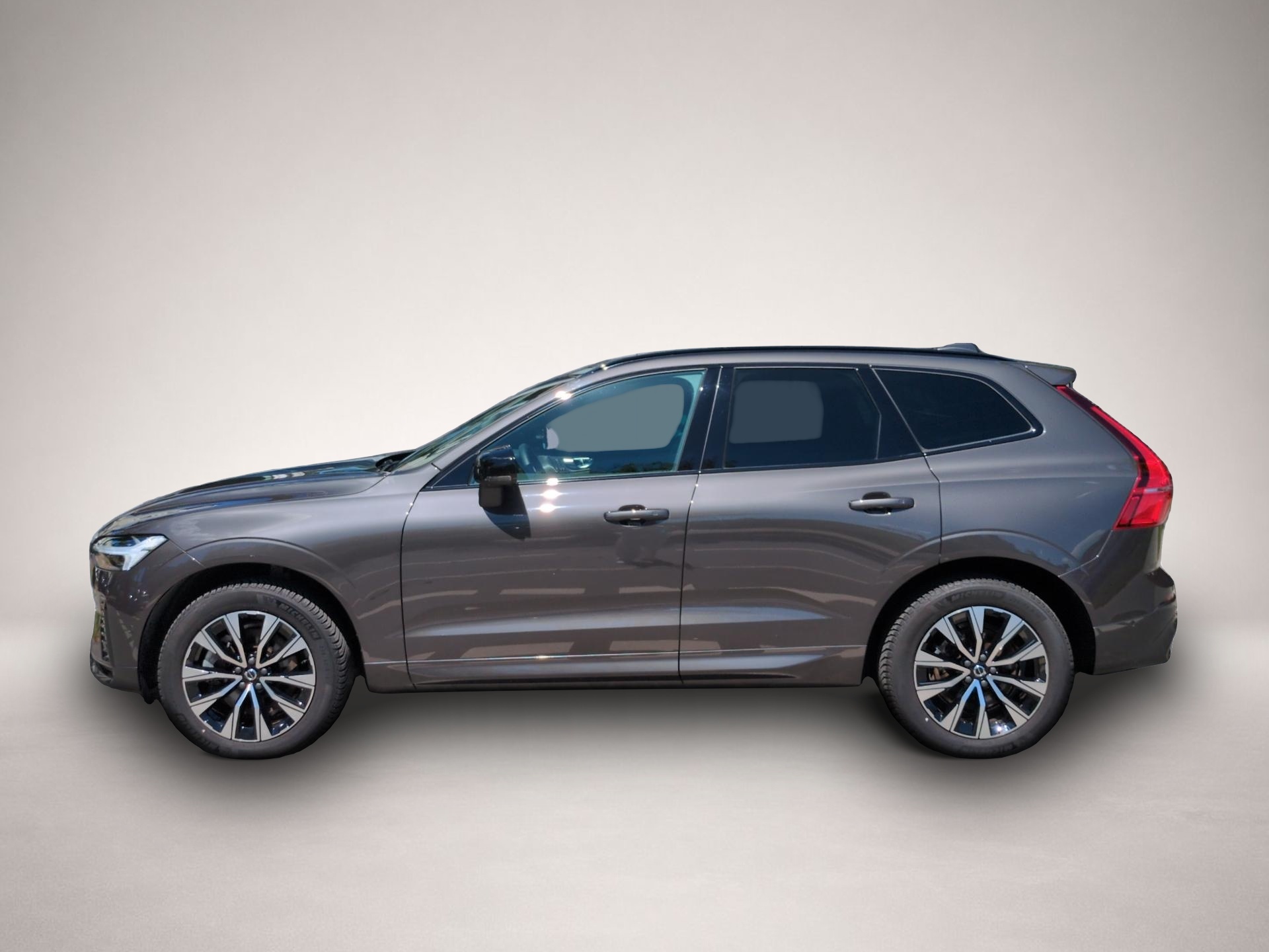 Bild 6 Volvo XC60 XC 60 Plus Dark 2WD