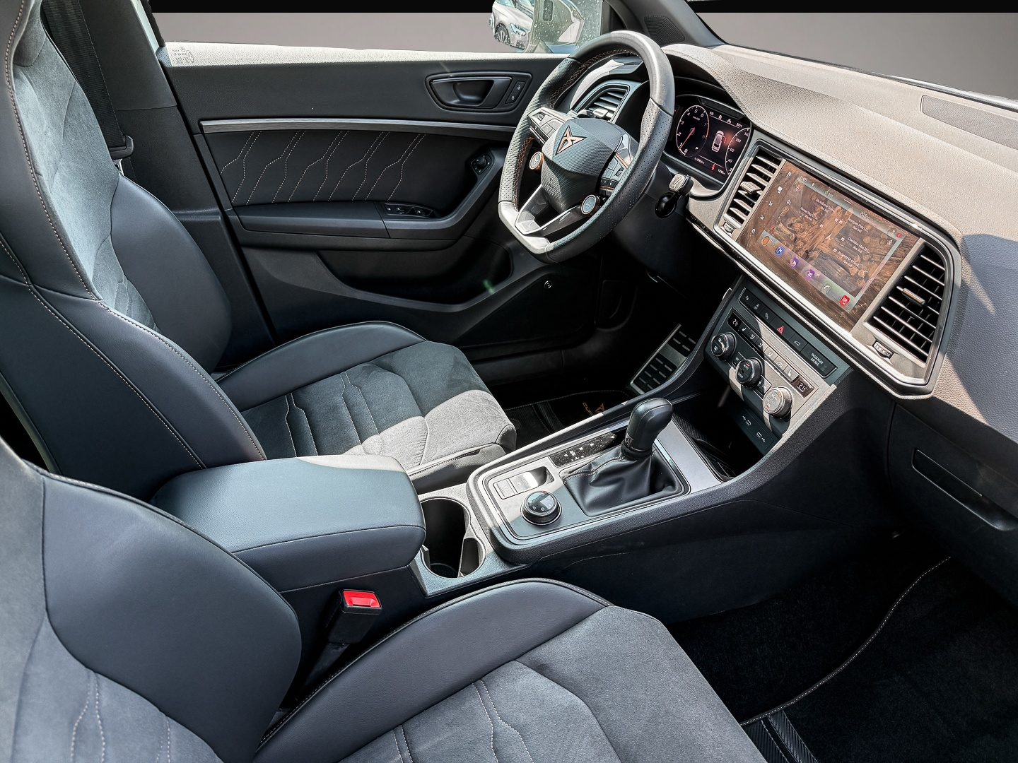 Bild 4 Cupra Ateca VZ 4Drive 2.0 TSI DSG AD AHK-klappbar El.