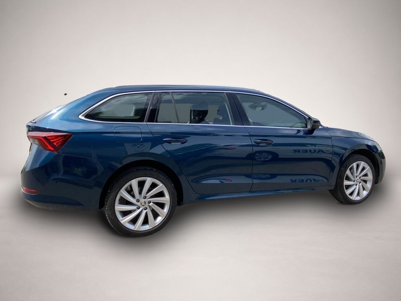 Bild 5 Skoda Octavia Combi 2.0 TDI DSG Style 18"+HEAD-UP+VIRT