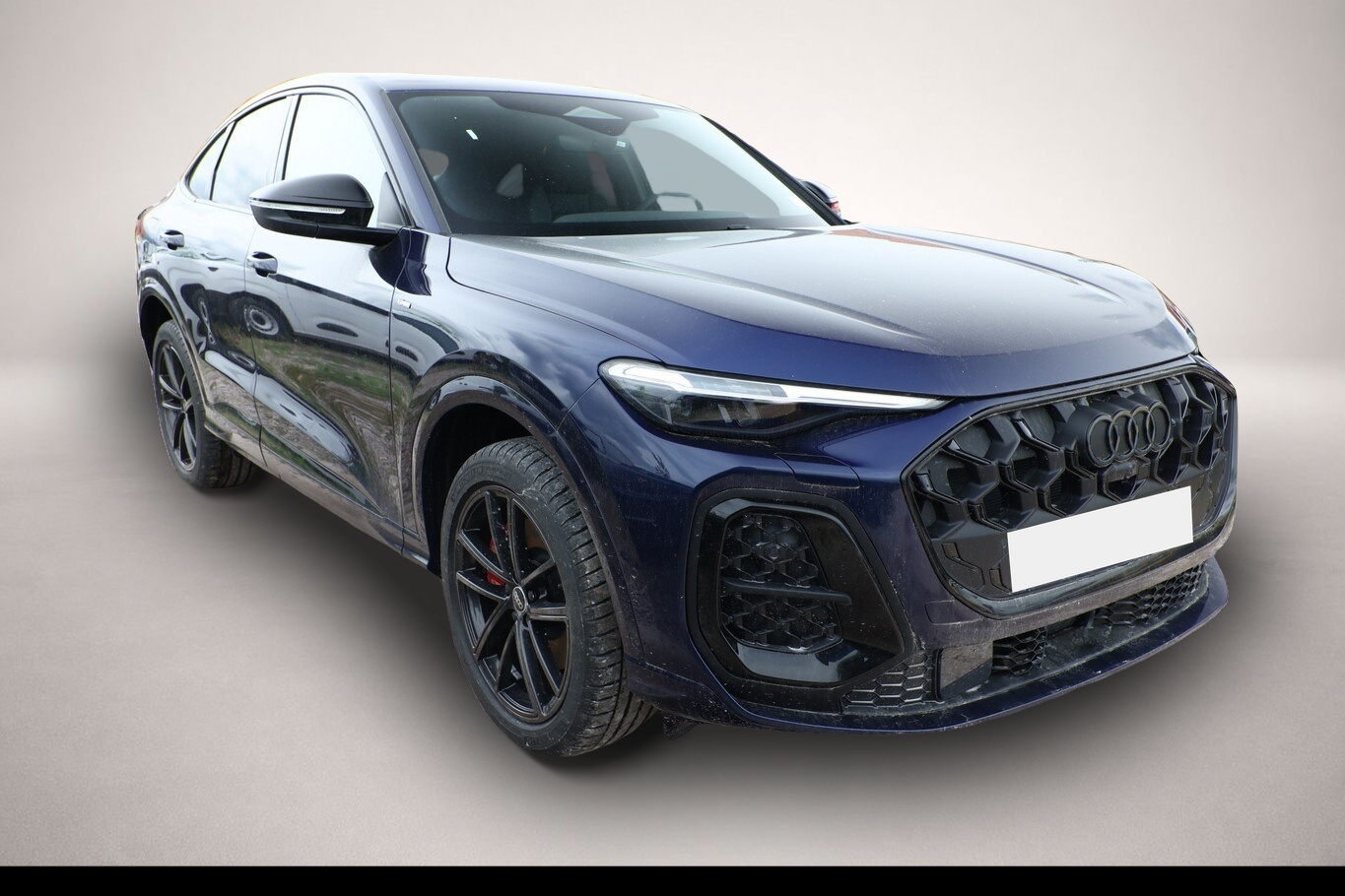 Fotografie 2 des Audi Q5 Sportb TDI 2xS line TechPro Leder Pano BlackP